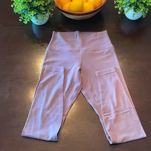 Lululemon. Leggings. 28” in length.